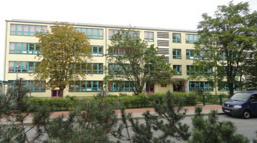 Schulhaus ost